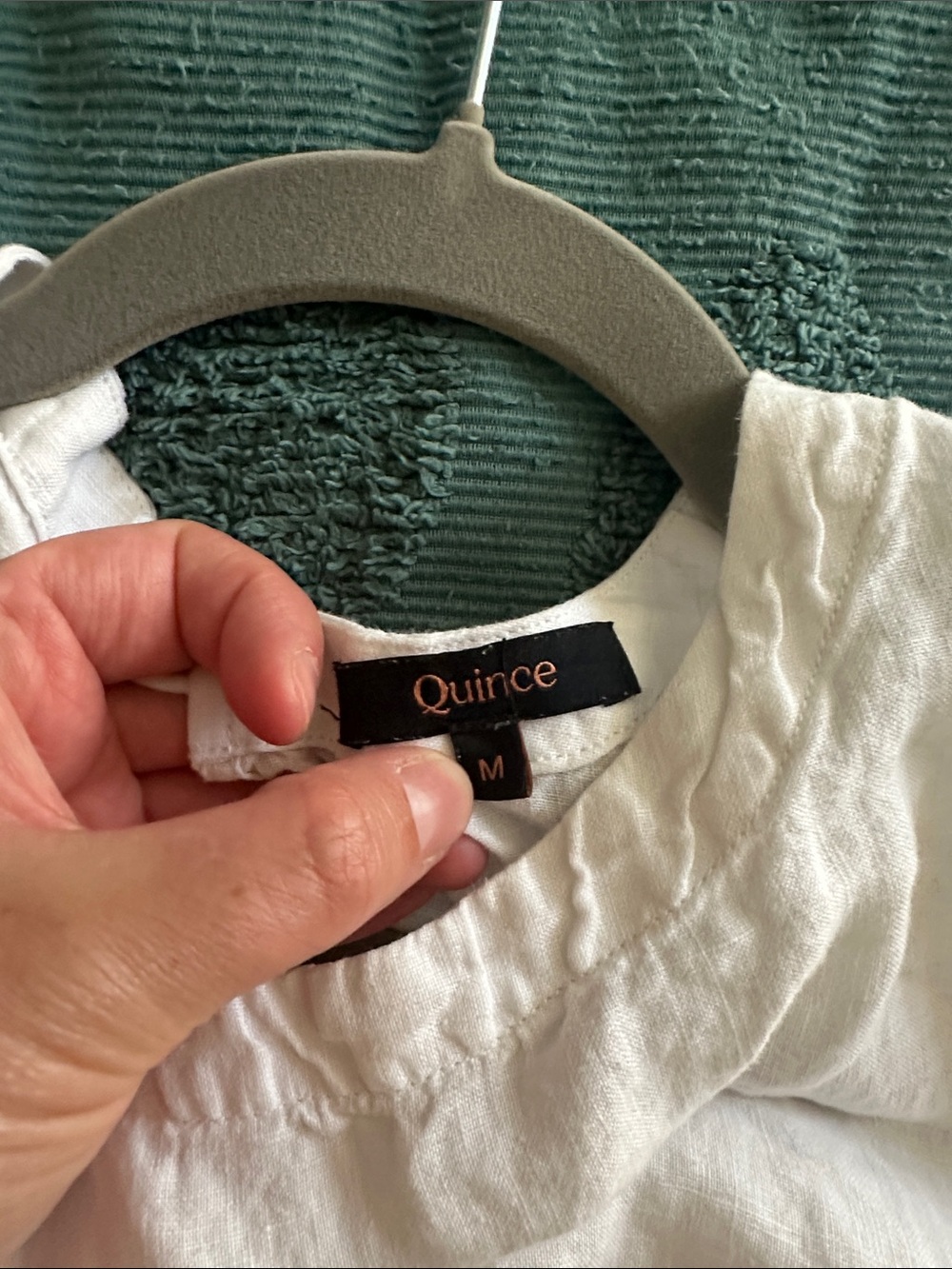 Quince linen tank medium - Picture 2 of 2